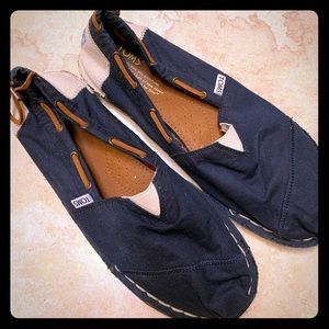 Toms Slip On